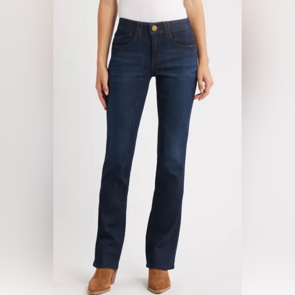 Petite Brittany boot jeans by Guess